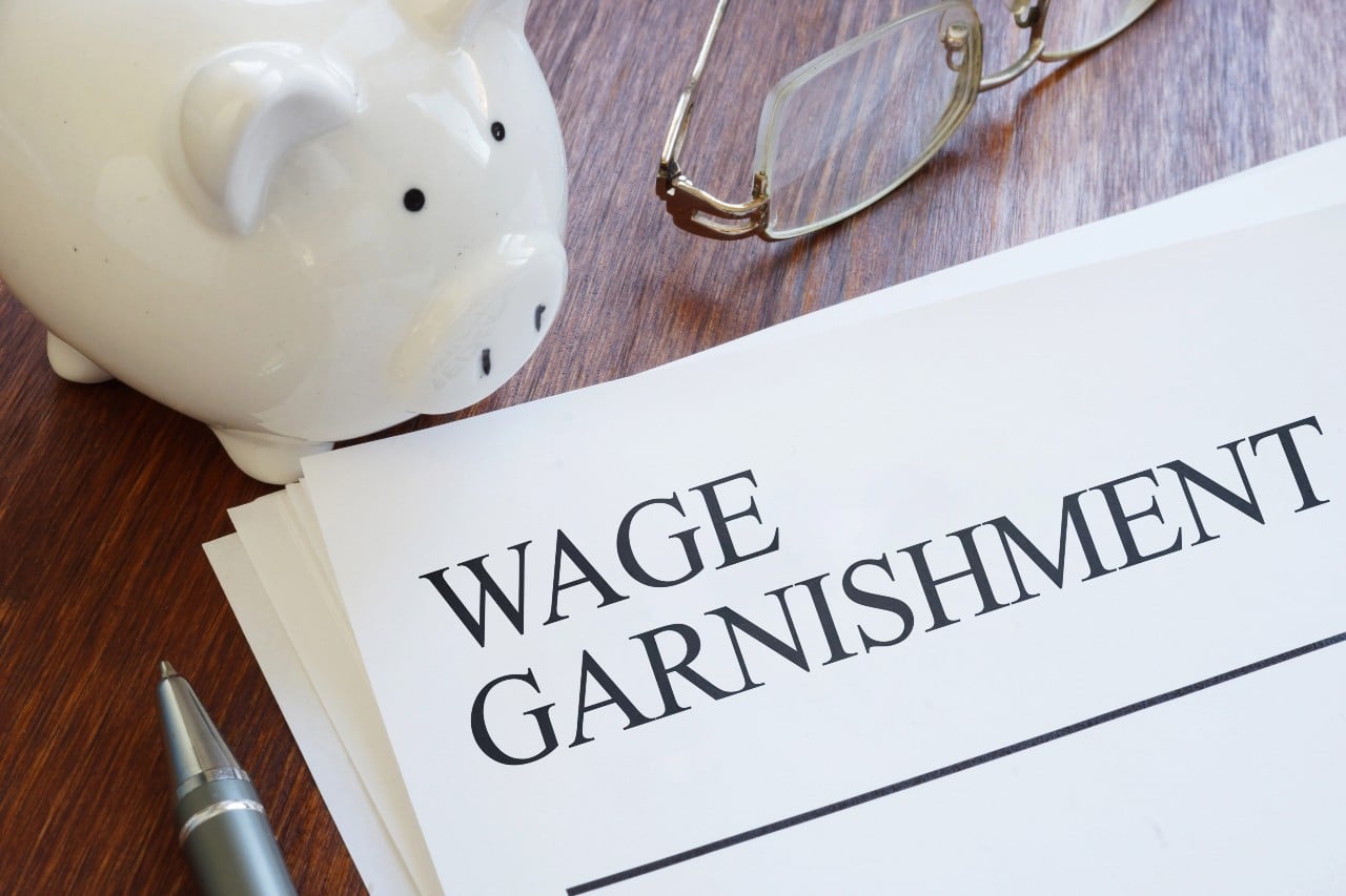 Image showing this topic: Can a Joint Bank Account Be Garnished in Canada? Here’s What You Need to Know.